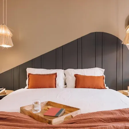 Luama - 2 Bedrooms In Campo De Ourique Lisbona