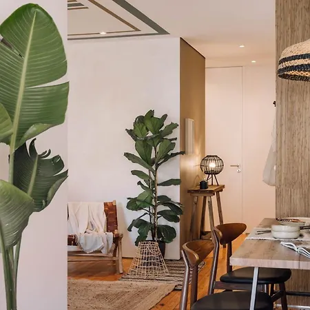 Luama - 2 Bedrooms In Campo De Ourique Apartment