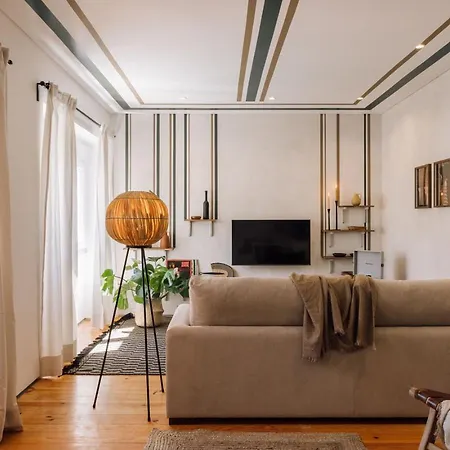 Luama - 2 Bedrooms In Campo De Ourique Apartment Lisbon