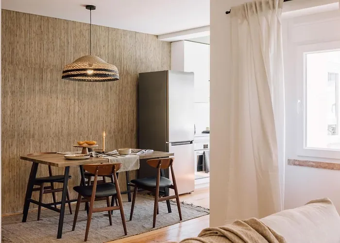 Luama - 2 Bedrooms In Campo De Ourique Apartment Lisbon